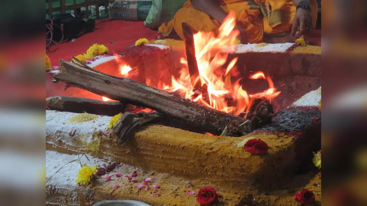Commencement of Veda Purusha Saptaha Jnana Yagyam - Day 4 of Navarathri Celebrations