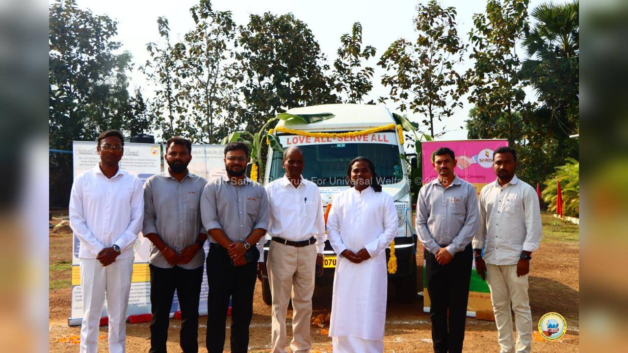 Visit of District Collector -Handing Over Ceremony of An Exclusive Cancer Screening Van